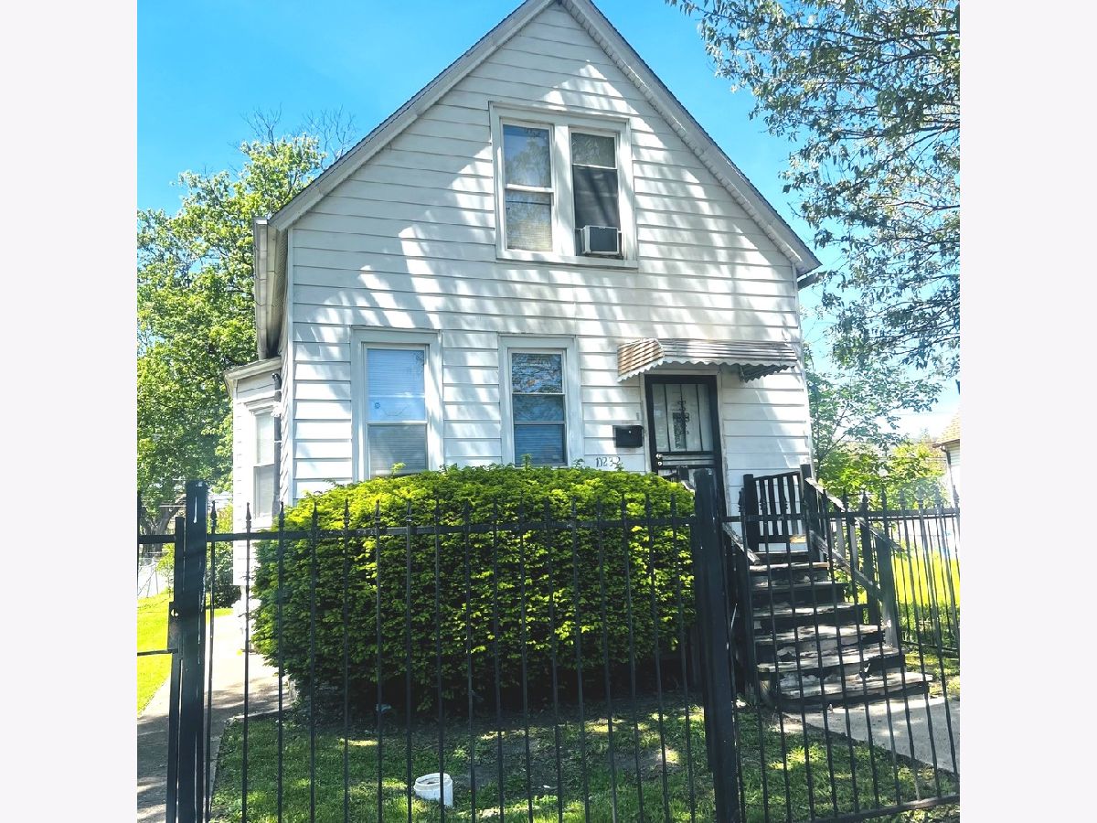  For Sale Chicago Illinois, 10232 Indiana Avenue