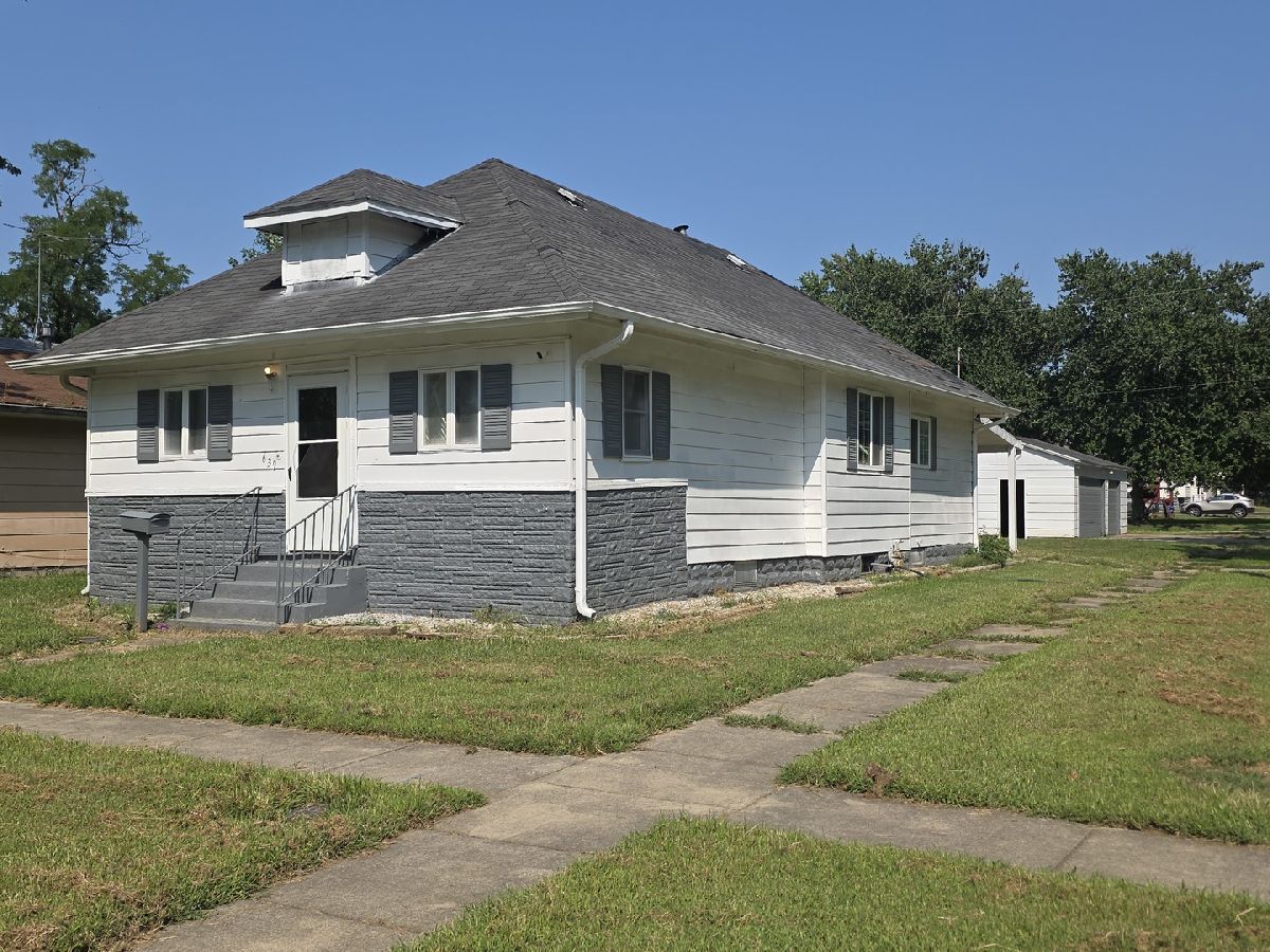 For Sale Centralia Illinois, 639 Pine Street