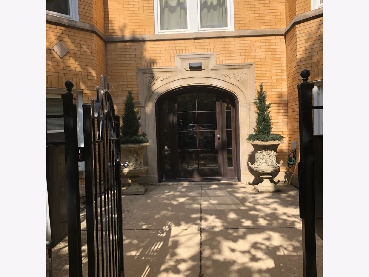 For Rent Chicago Illinois, 2858 Shakespeare