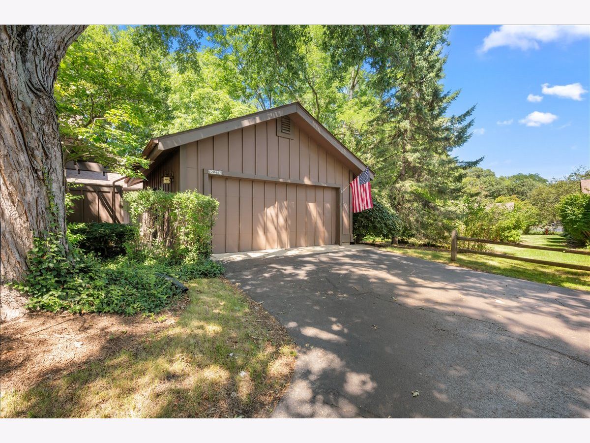 Homes & Townhomes For Sale The Windings Of Ferson Creek St Charles Illinois, 42W466 Red Bud Court