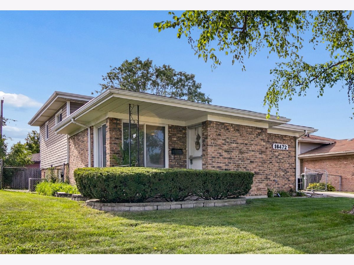 For Sale Oak Forest Illinois, 16472 Terry Lane