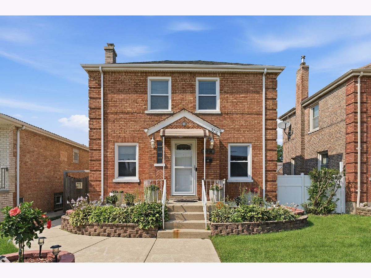  For Sale Chicago Illinois, 3718 67th Place