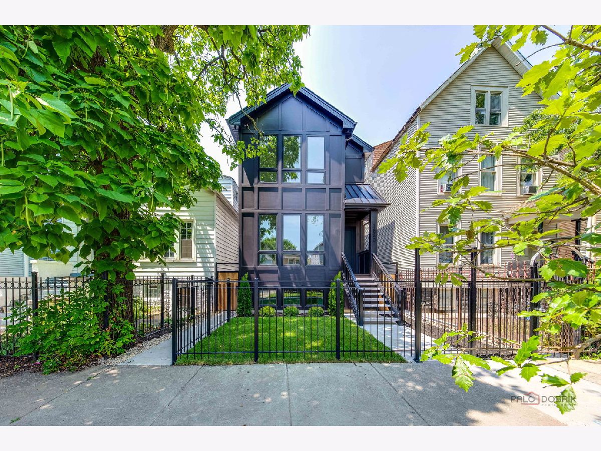 For Sale Chicago Illinois, 1830 Saint Louis Avenue
