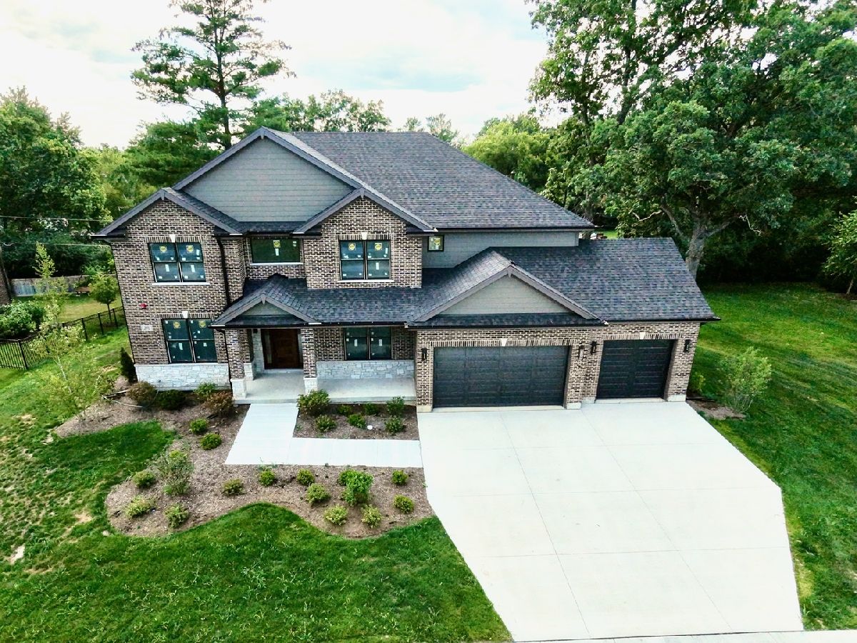  Sold Lake Zurich Illinois, 210 Mark