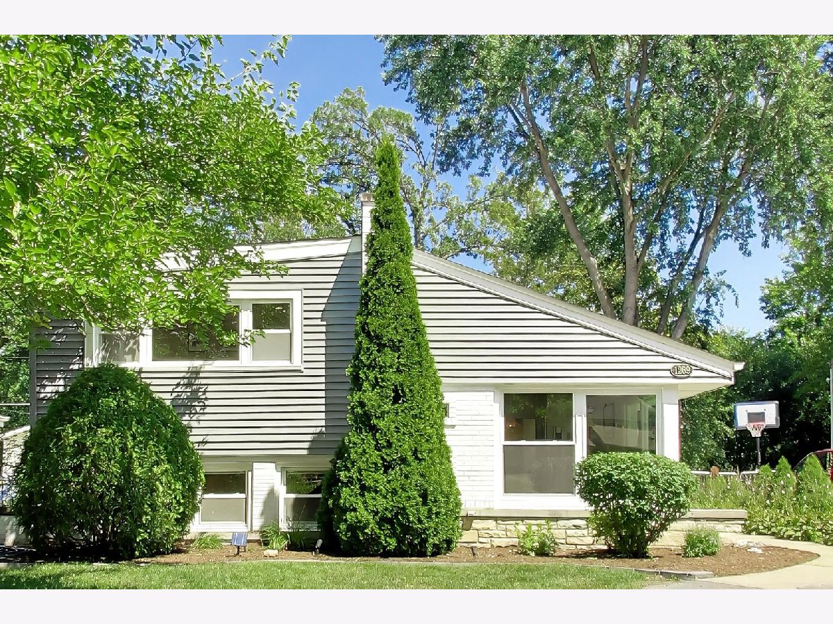 Homes For Sale Sherwood Forest Highland Park Illinois, 1269 Eastwood Avenue