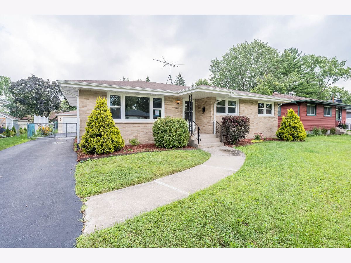  For Sale Lansing Illinois, 18515 Oakley Avenue