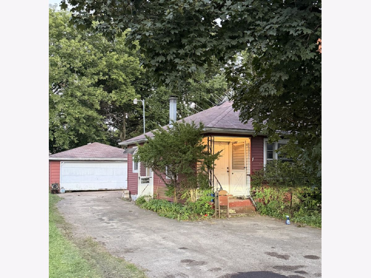  For Sale Montgomery Illinois, 1330 Gates Street