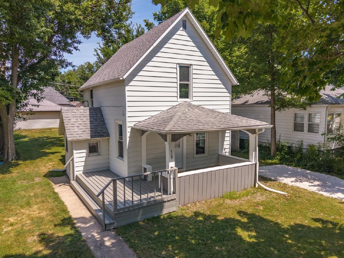  For Sale Pontiac Illinois, 529 Timber Street