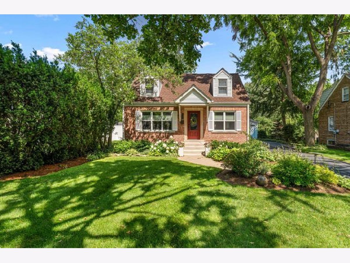  For Sale Hinsdale Illinois, 725 County Line Road