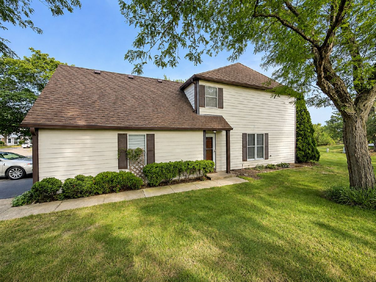 Townhomes For Rent Country Oaks Of Butterfield Aurora Illinois, 2615 Oakshire
