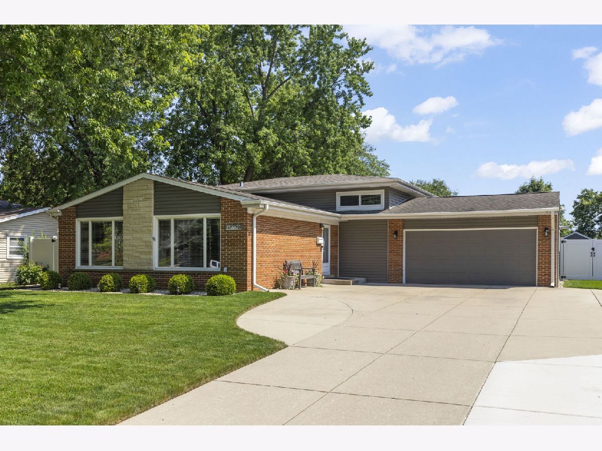  For Sale Elmhurst Illinois, 15W621 Diversey Avenue