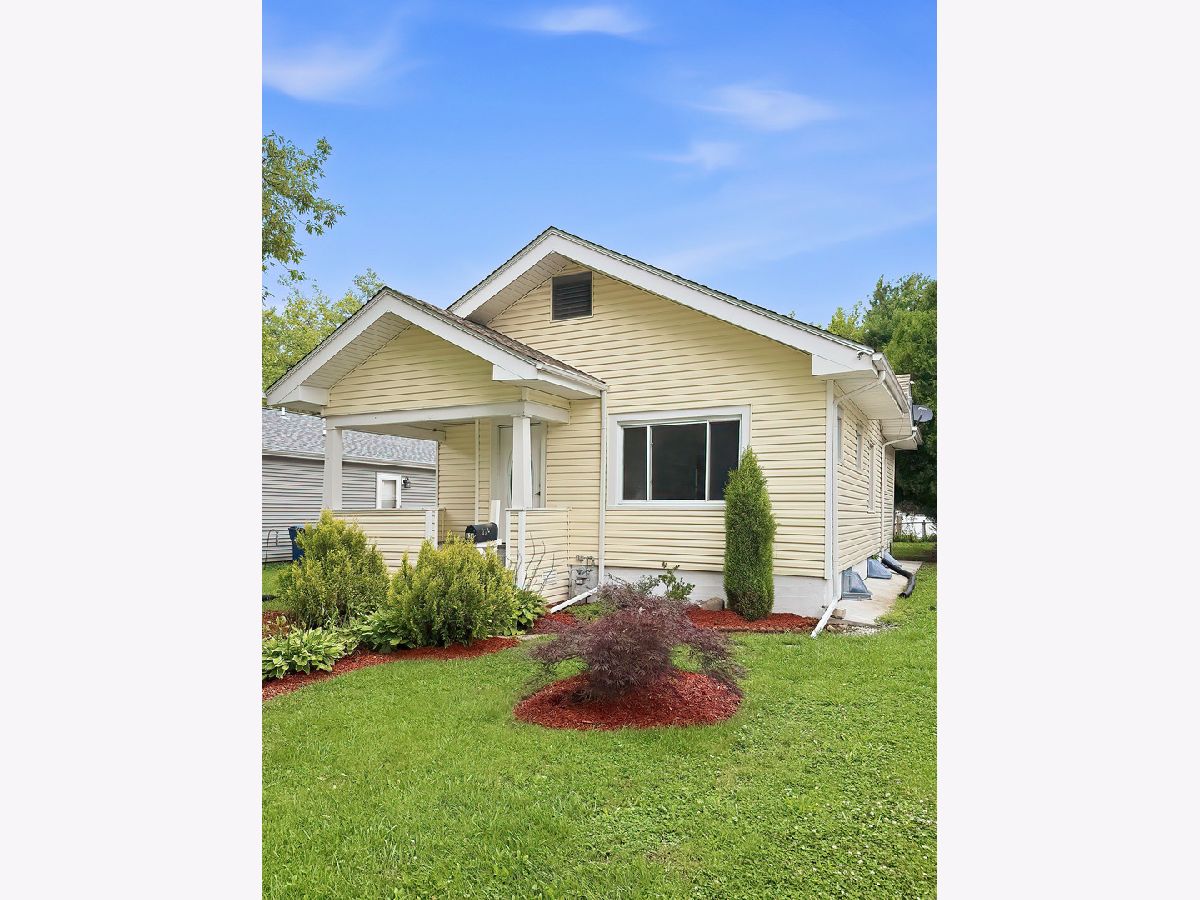  For Sale Waukegan Illinois, 638 Myrtle Street