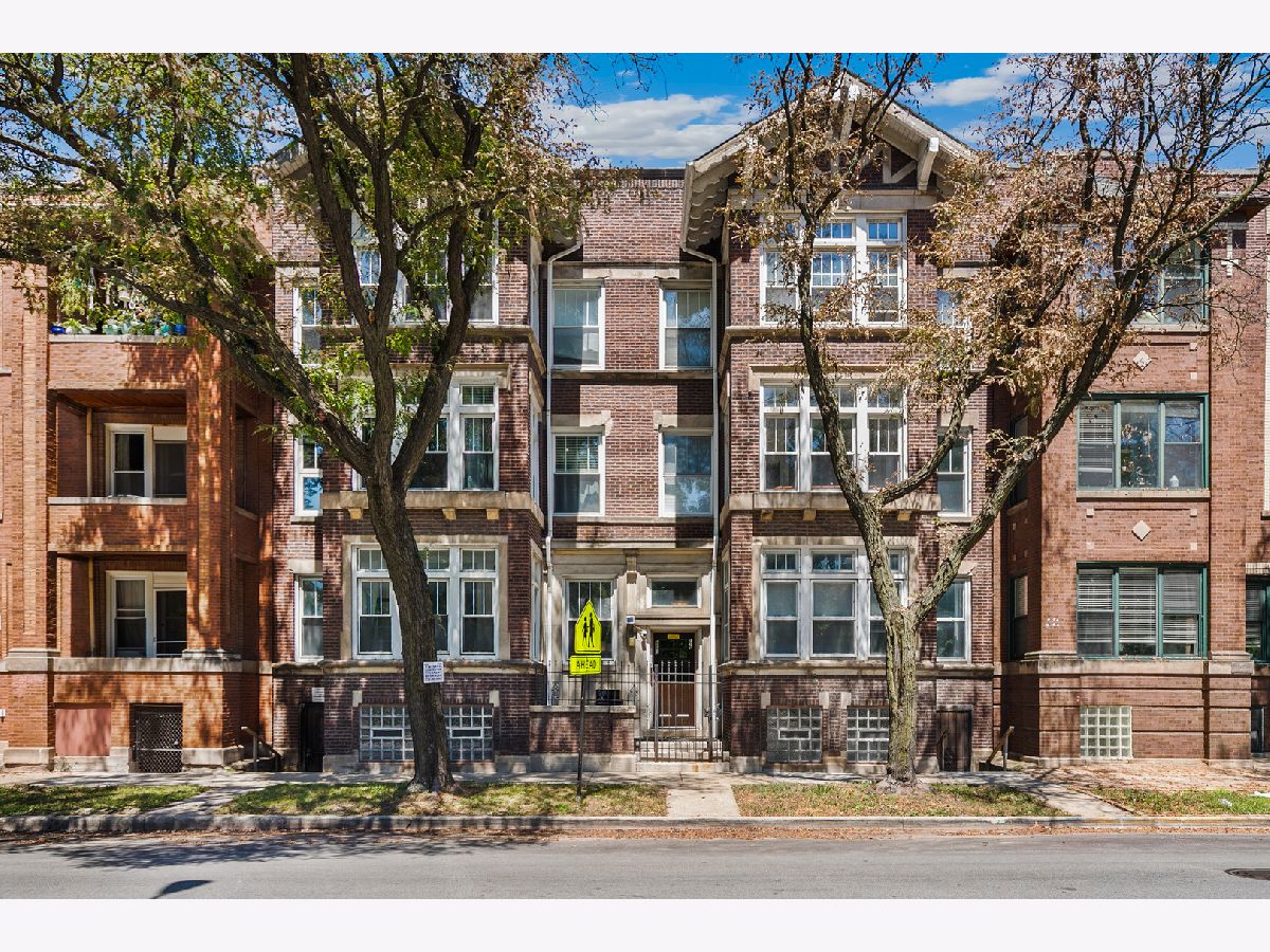  For Sale Chicago Illinois, 660 51st Street