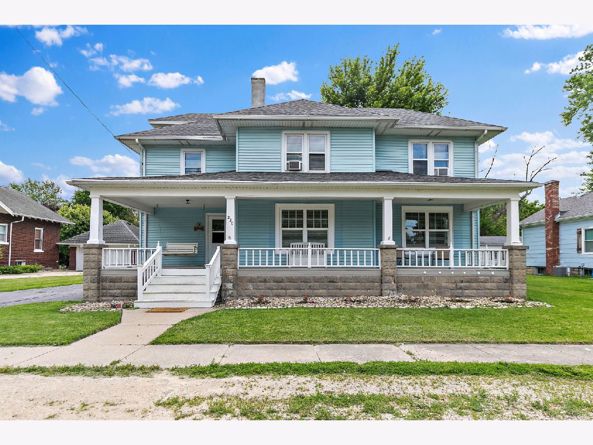  For Sale Leland Illinois, 220 Elm Street