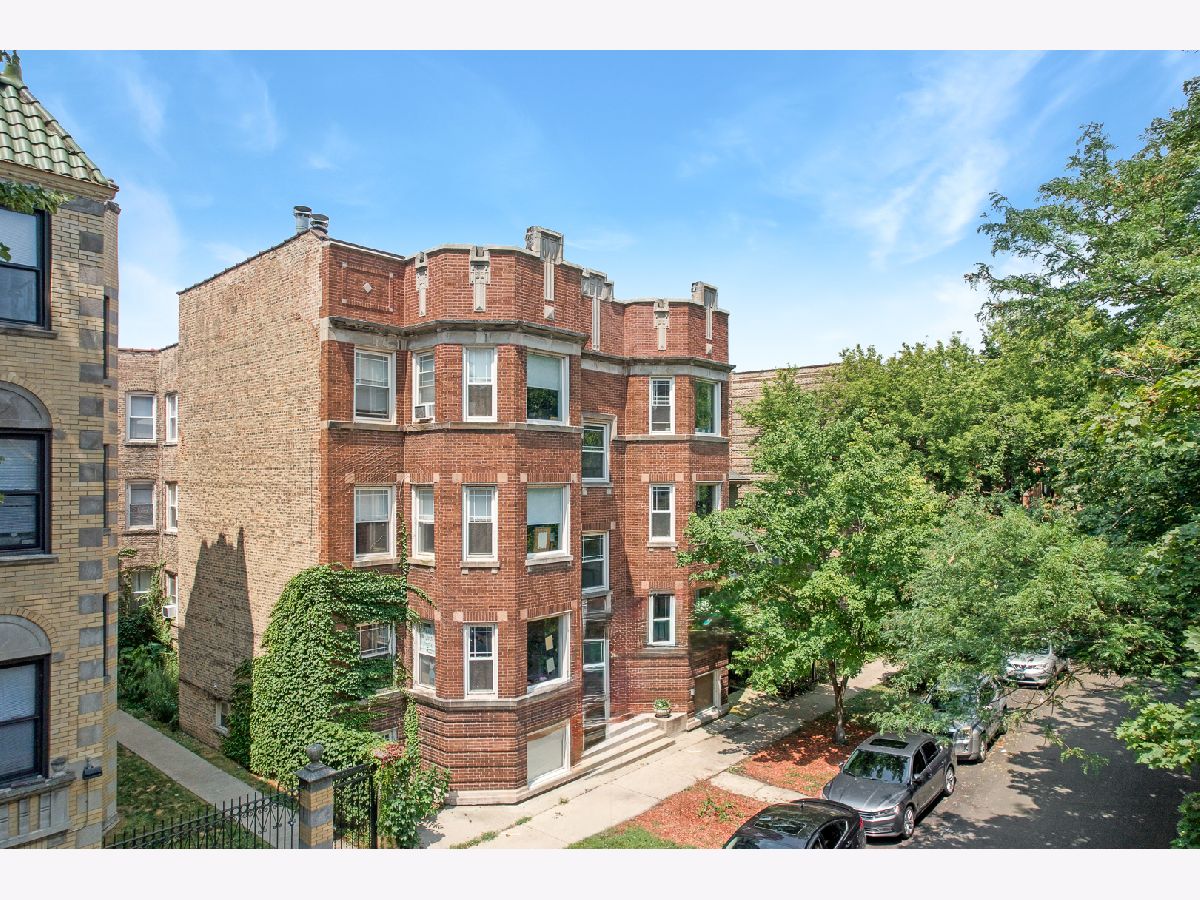  For Sale Chicago Illinois, 6816 Lakewood Avenue