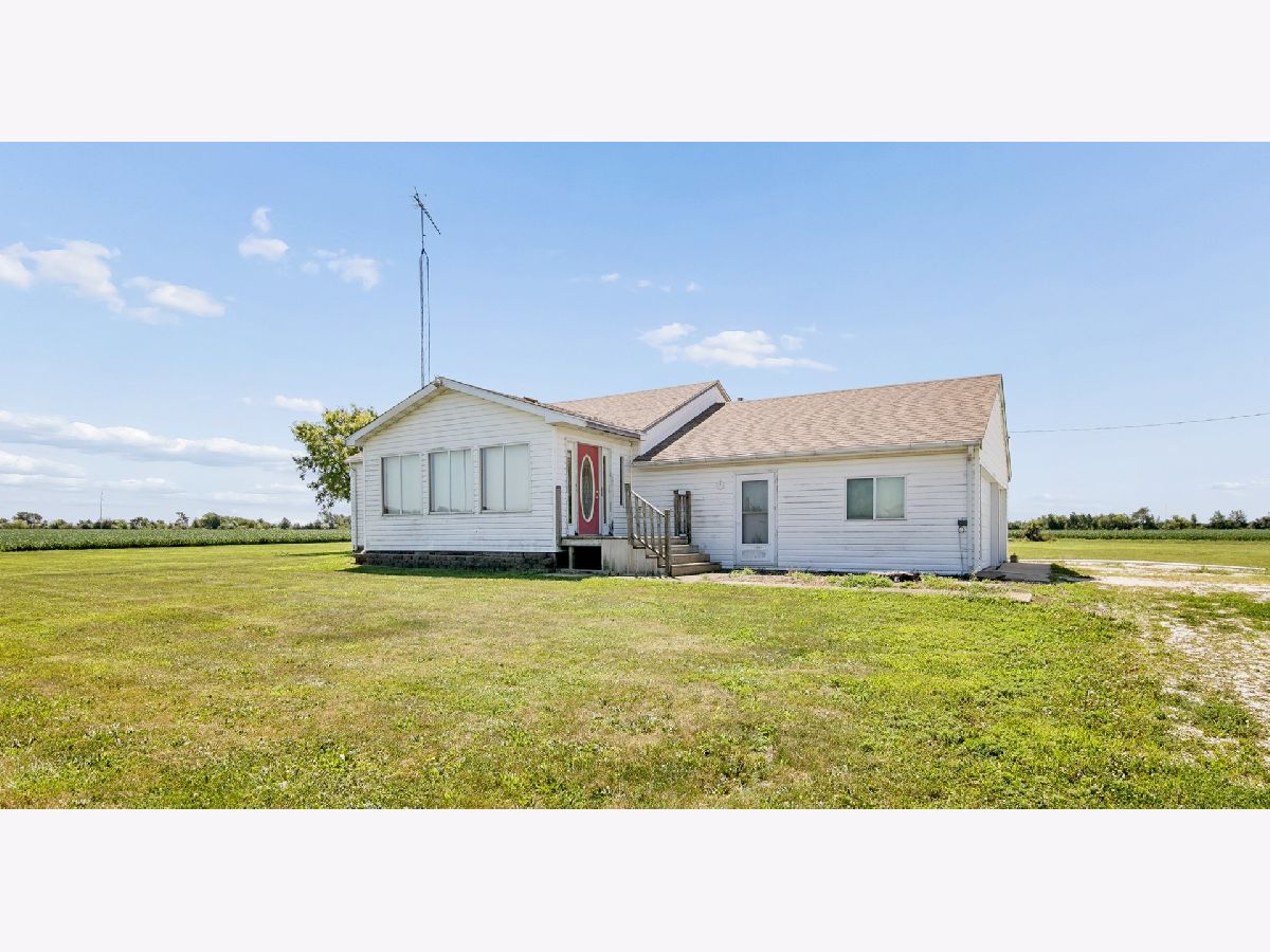  For Sale Clifton Illinois, 1067 3100 North Road