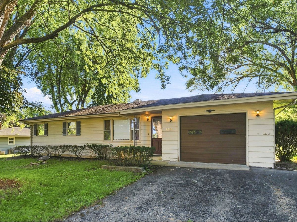  For Sale Channahon Illinois, 22331 Donna Avenue