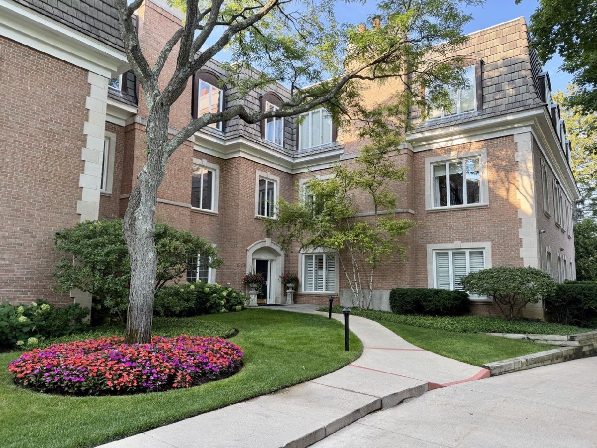  For Sale Lake Forest Illinois, 485 Oakwood Avenue