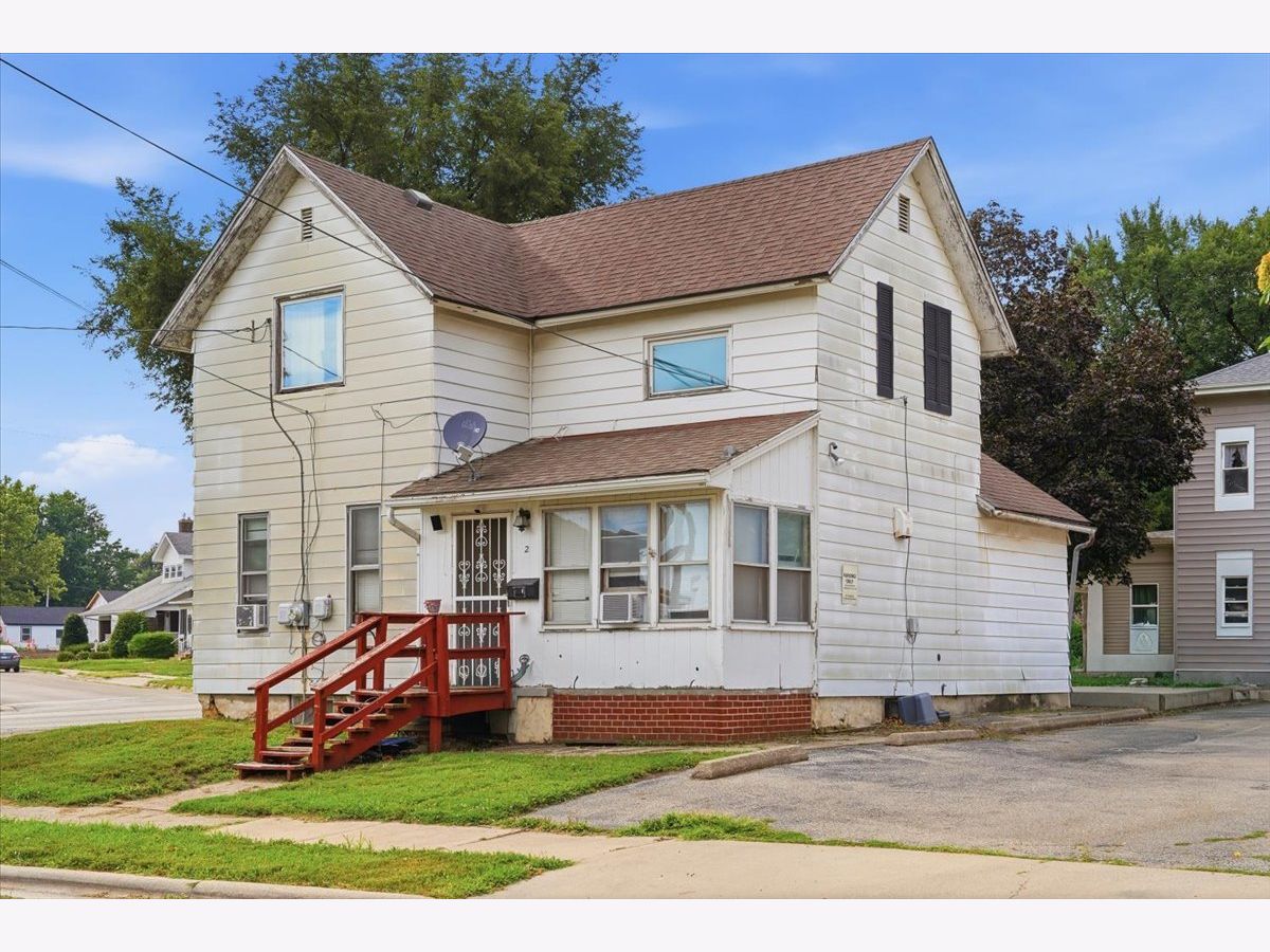  For Sale Sterling Illinois, 2 7th Street