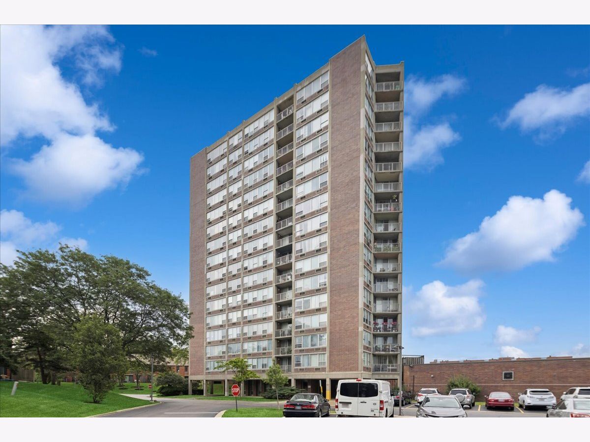  For Sale Glenview Illinois, 3925 Triumvera Drive