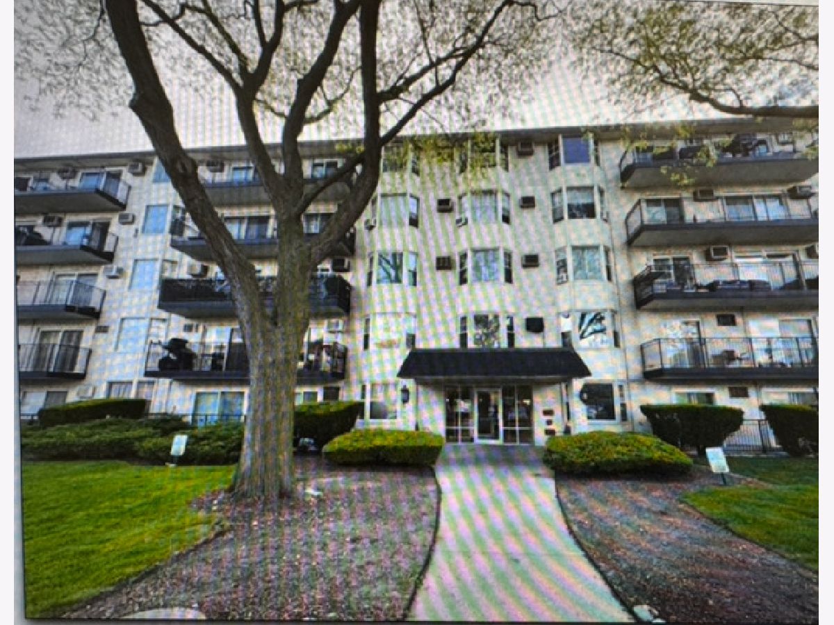  For Sale Morton Grove Illinois, 5506 Lincoln Avenue