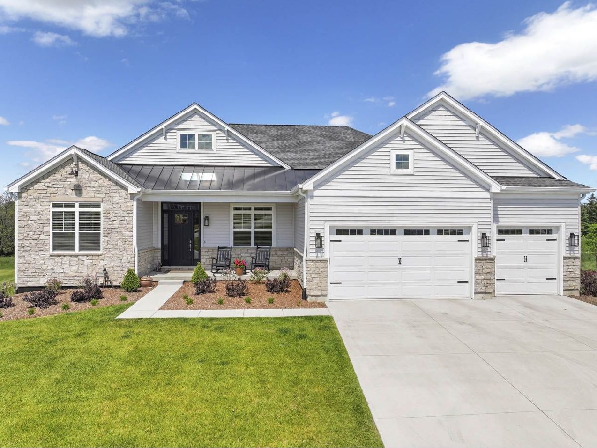  For Sale Lake Geneva Wisconsin, 1740 Stonemill Circle