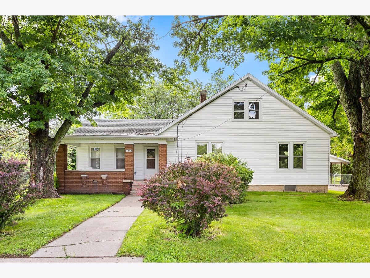  For Sale Streator Illinois, 1609 Hawthorne Road