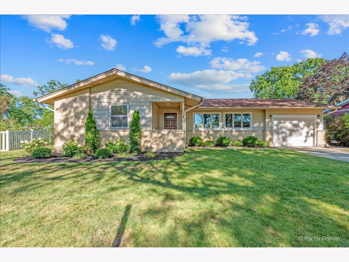  For Sale Elk Grove Village Illinois, 1059 Hickory Lane