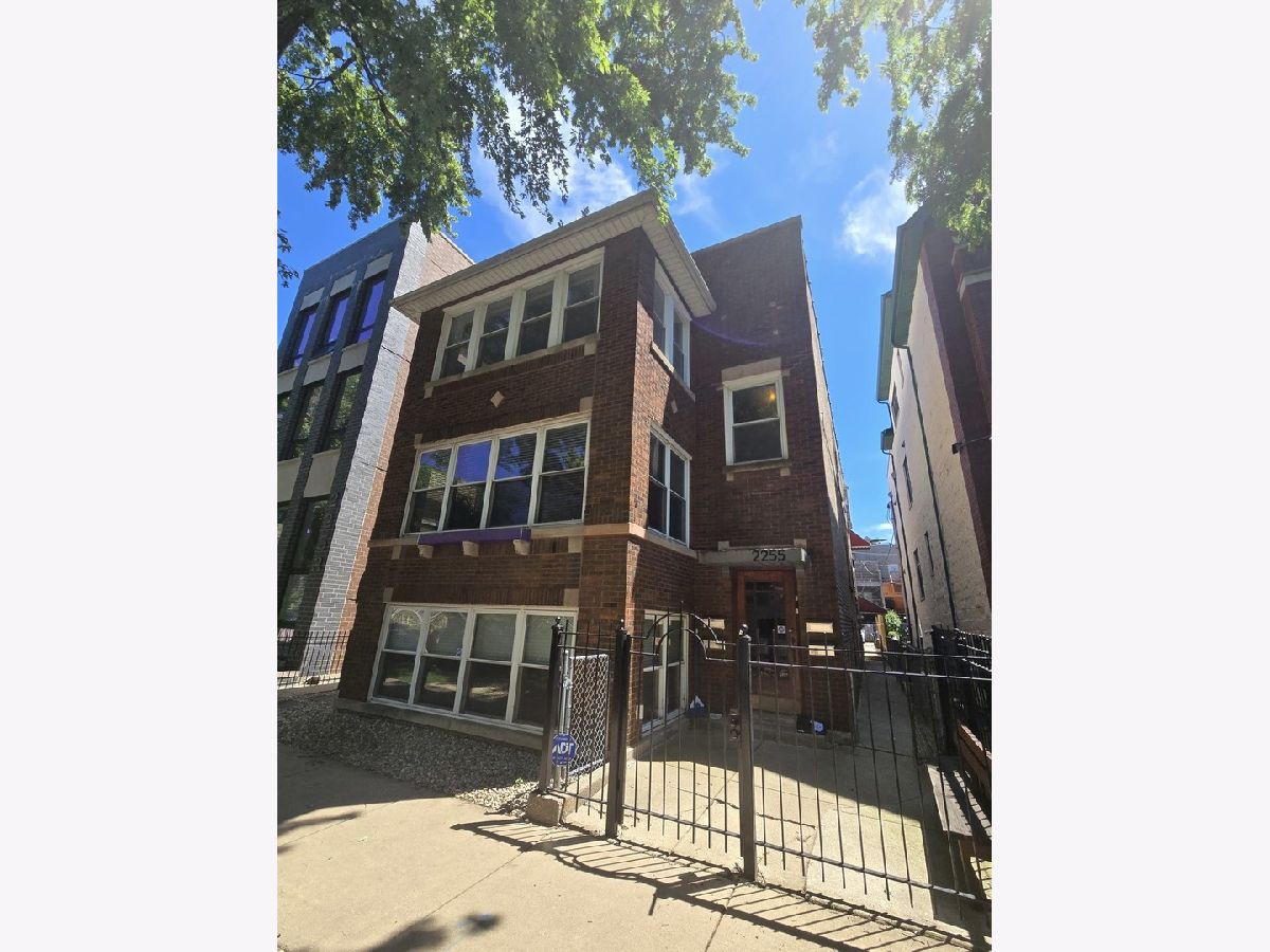  Rented Chicago Illinois, 2255 Huron