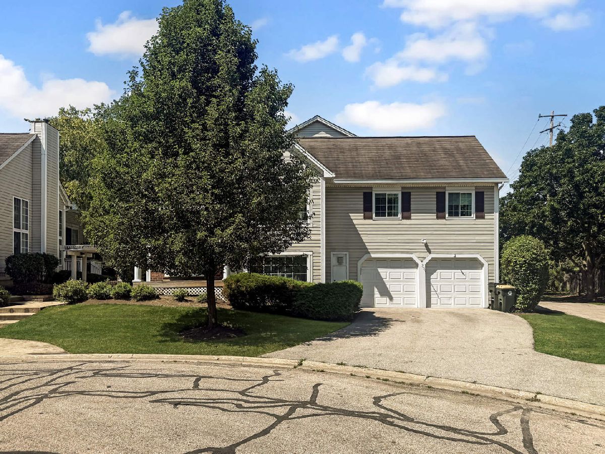  For Rent Hanover Park Illinois, 6412 Fremont