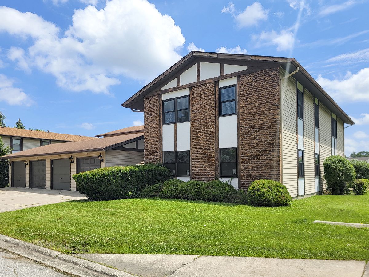  For Sale Country Club Hills Illinois, 19215 Elm Drive