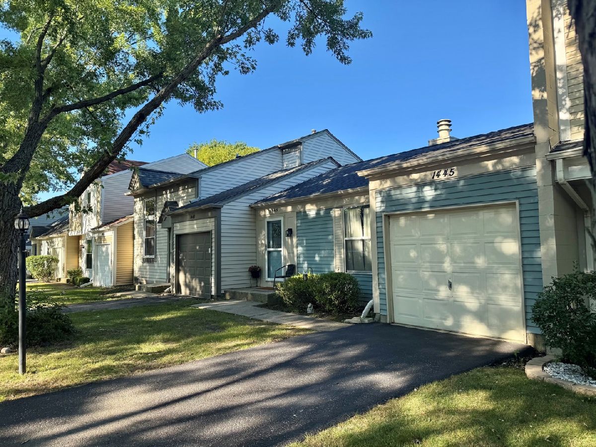 Townhomes For Sale Cherrybrook Village Palatine Illinois, 1445 Driftwood Avenue