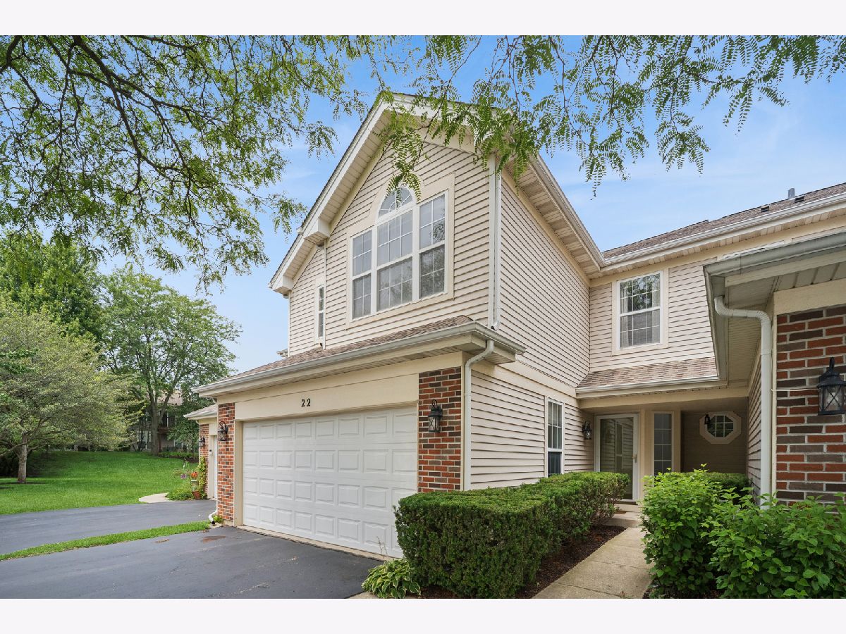  For Sale Algonquin Illinois, 22 Cloverdale Court