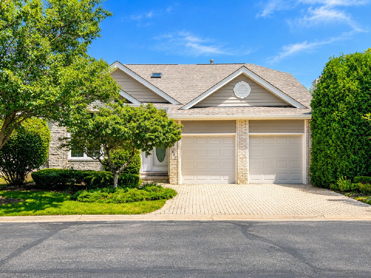  For Sale Willowbrook Illinois, 842 Turnberry Lane