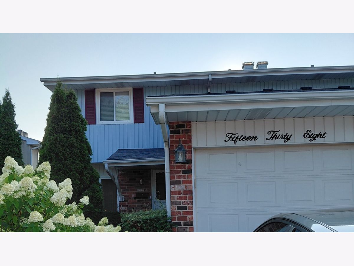 Homes & Townhomes & Condos For Rent Briarcliffe Wheaton Illinois, 1538 Coloma