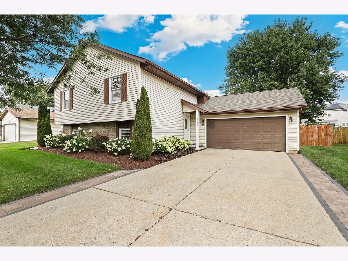 Homes For Sale Cambridge Joliet Illinois, 1106 Cathy Drive