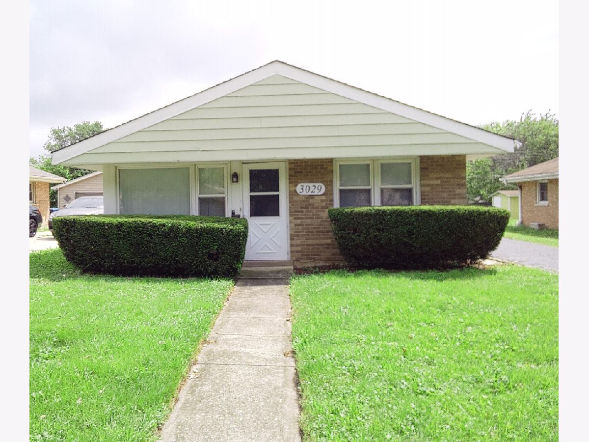  For Sale Steger Illinois, 3029 Wallace Avenue