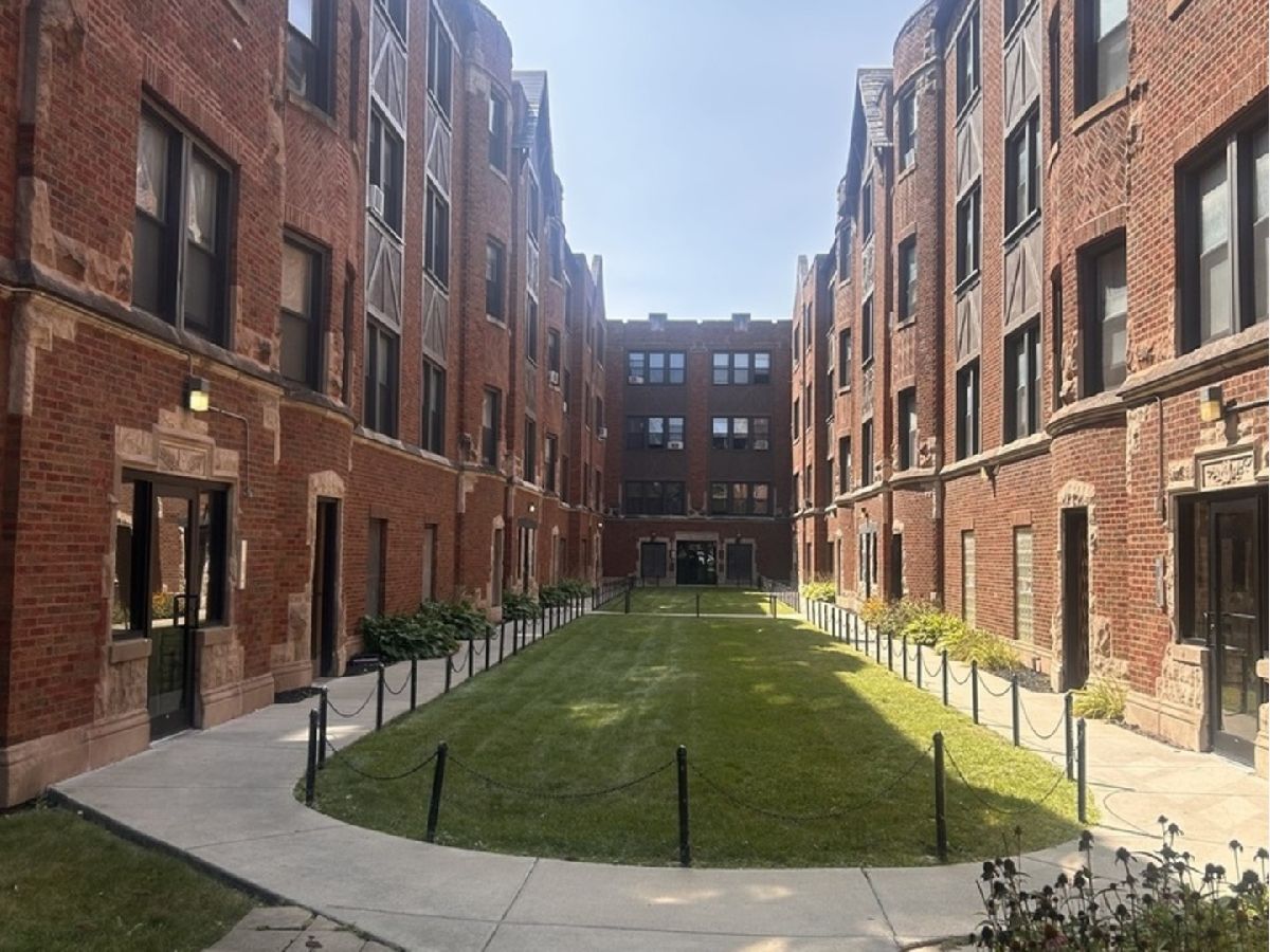  For Rent Chicago Illinois, 5244 Drexel