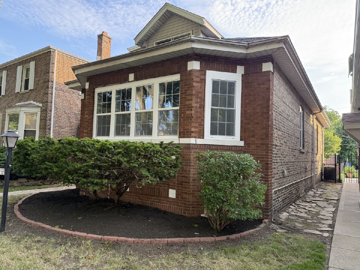  For Sale Chicago Illinois, 8232 Calumet Avenue