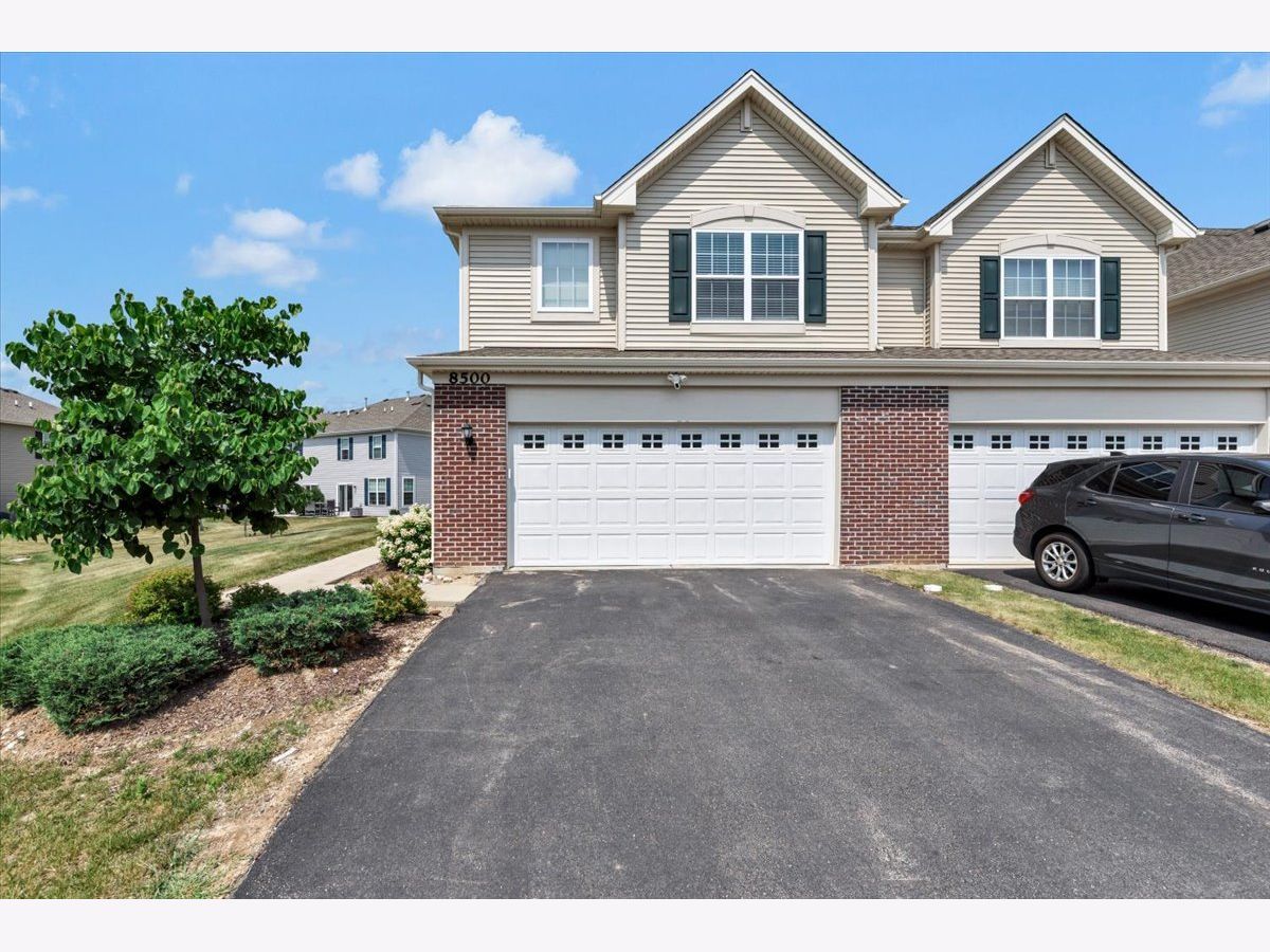 For Sale Wonder Lake Illinois, 8500 Stillwater Road