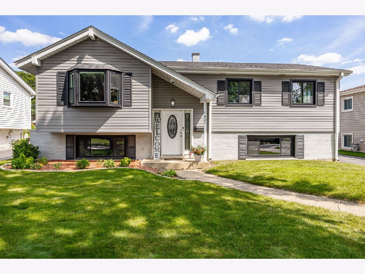  For Sale Addison Illinois, 637 Beverly Avenue