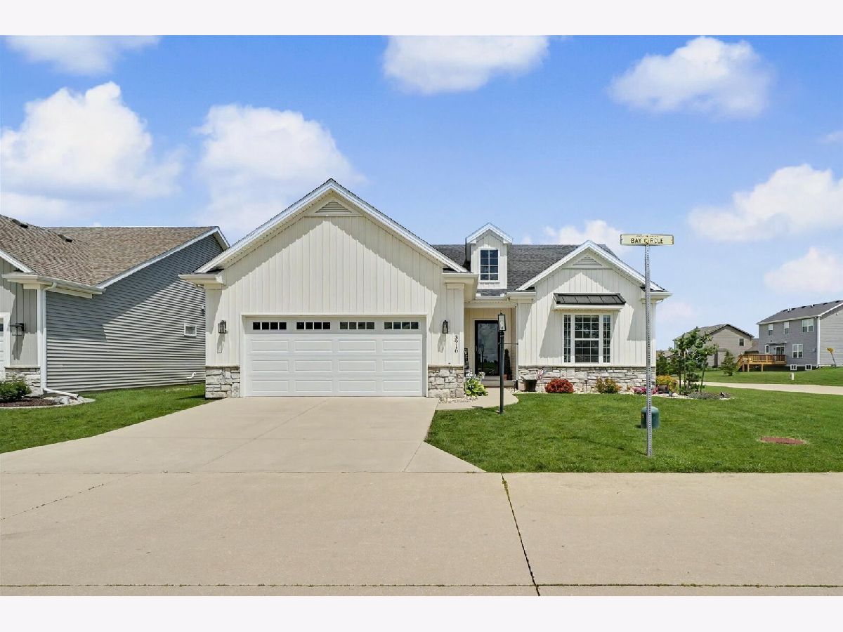  For Sale Champaign Illinois, 3916 Bay Circle