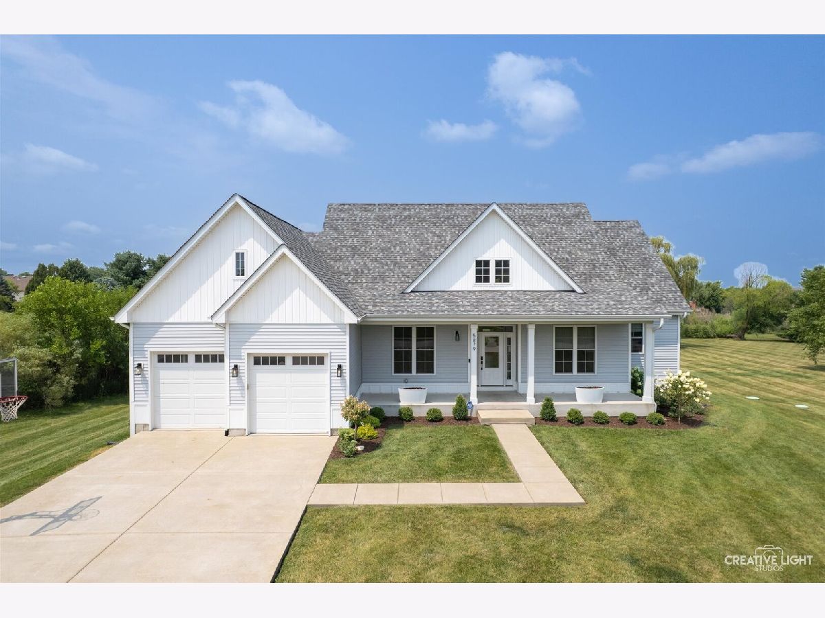  For Sale Yorkville Illinois, 5879 Danielle Lane