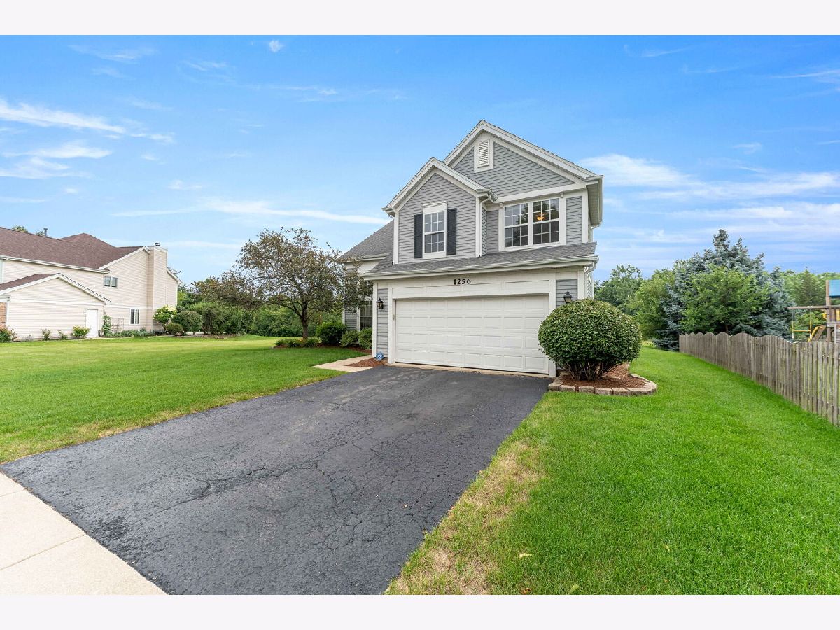 Homes For Sale Concord Valley Aurora Illinois, 1256 Pennsbury Lane