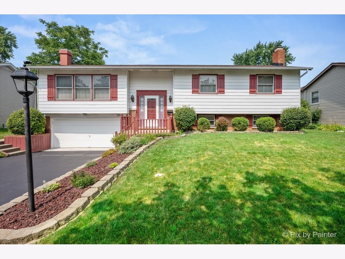  For Sale Hanover Park Illinois, 7504 Churchill Drive