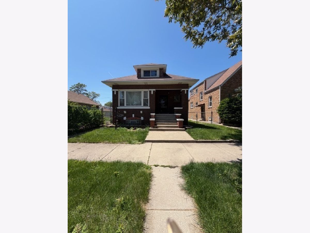  For Sale Chicago Illinois, 9118 Ellis Avenue