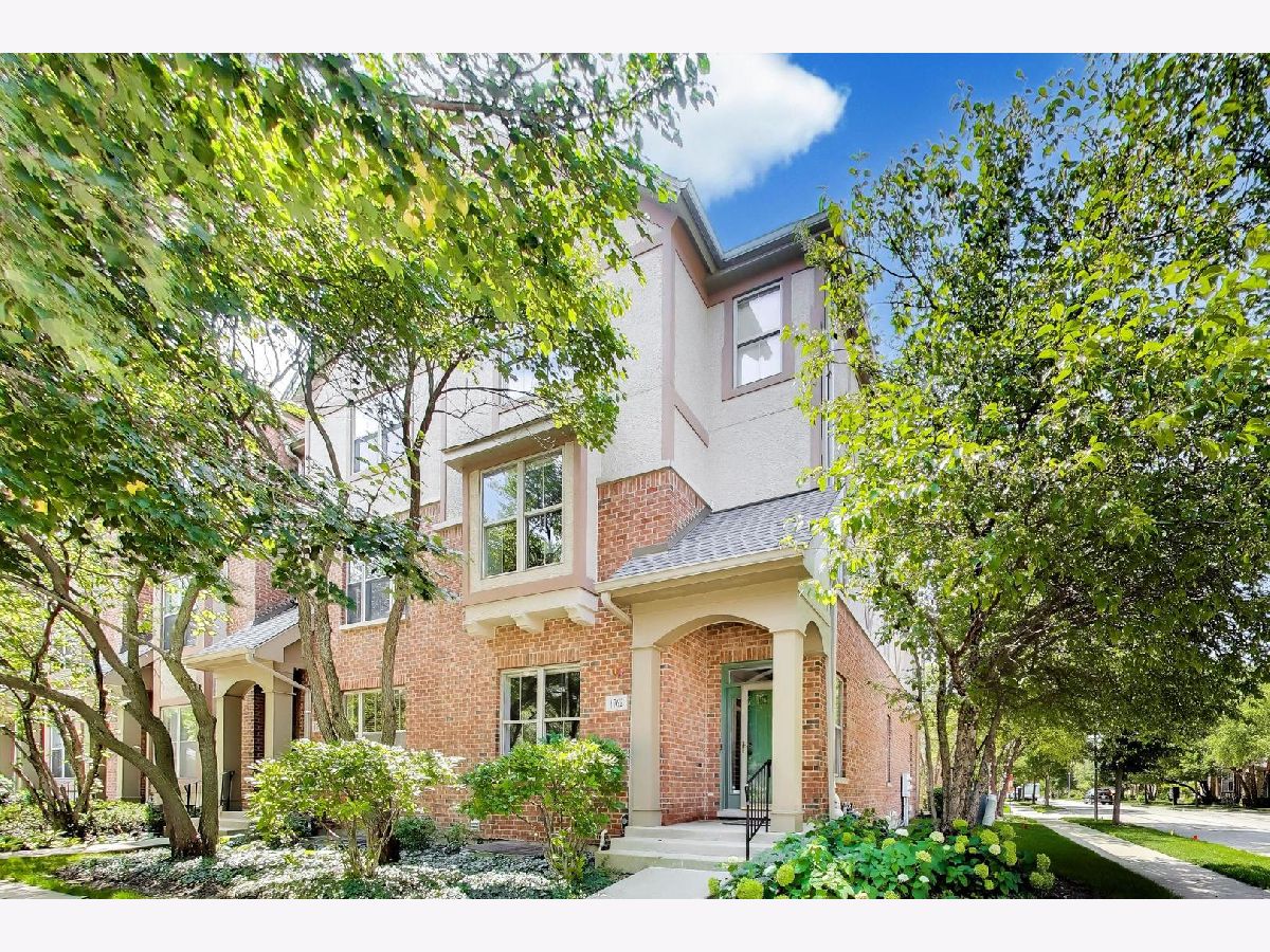  For Sale Northbrook Illinois, 1762 Tudor Lane