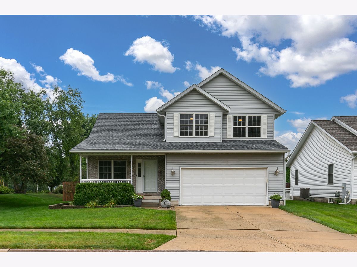  For Sale Silvis Illinois, 910 25th Avenue Court