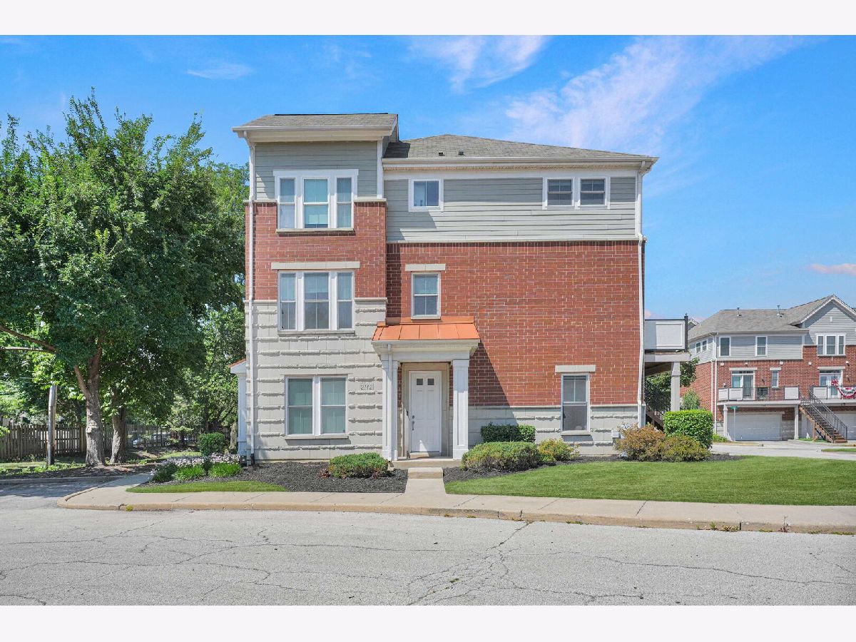 For Sale Arlington Heights Illinois, 2112 Crambourne Way