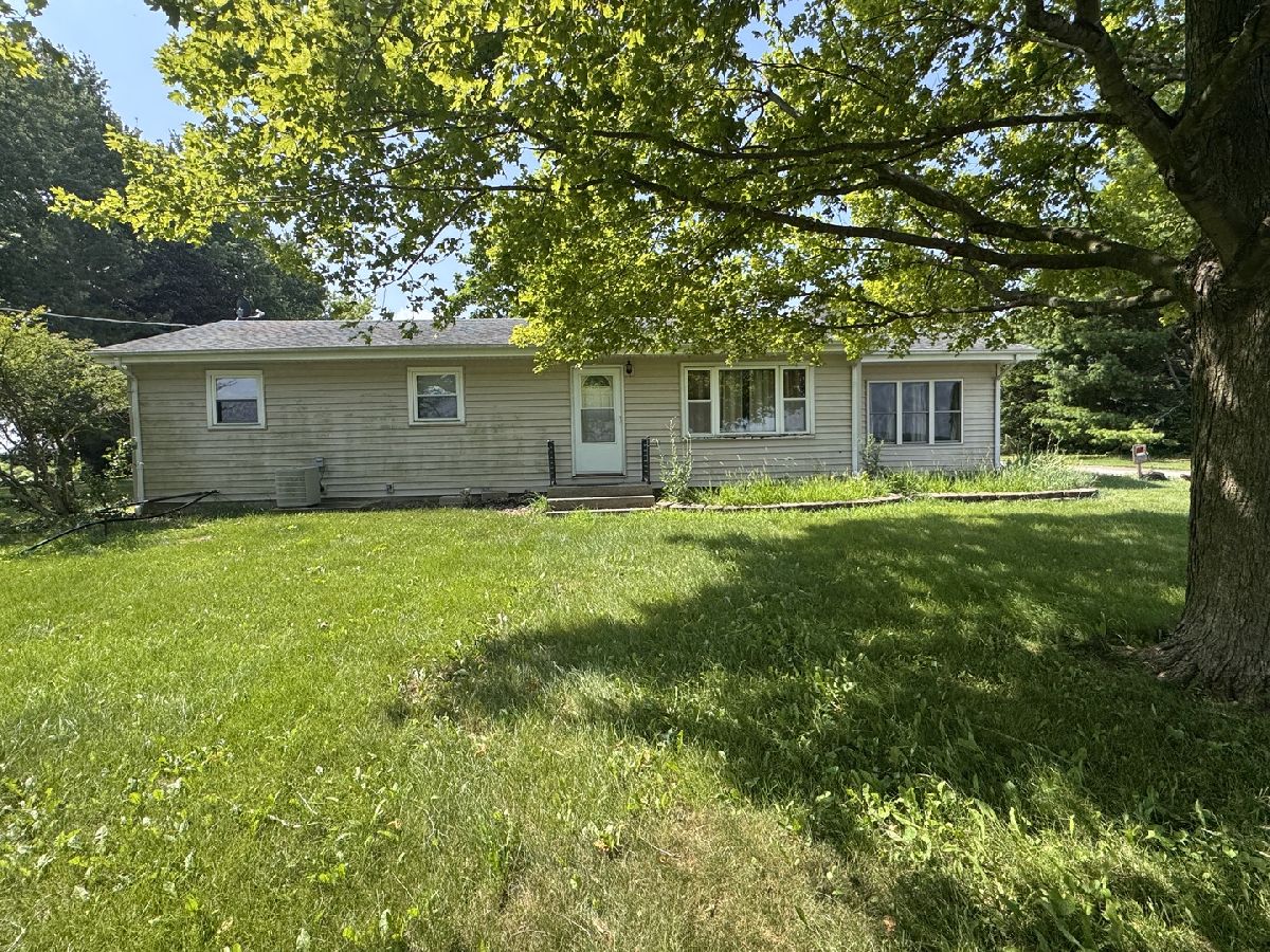  Rented Genoa Illinois, 10486 Melms
